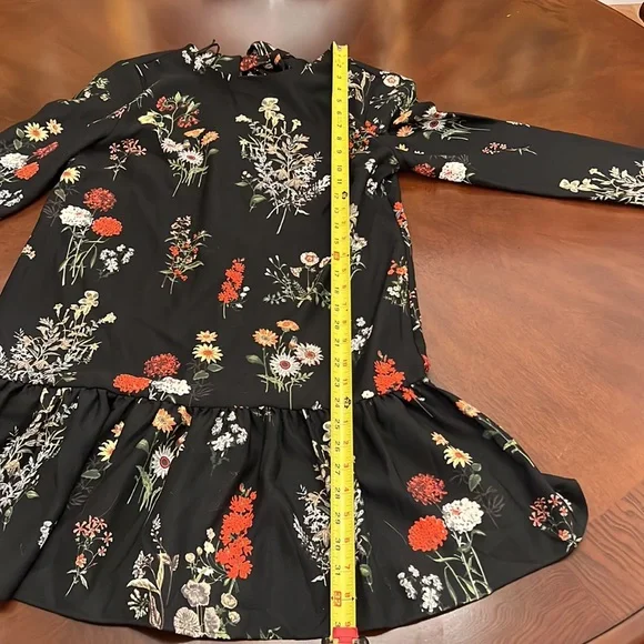 Philosophy Republic black floral dress. Size small - Picture 4 of 7